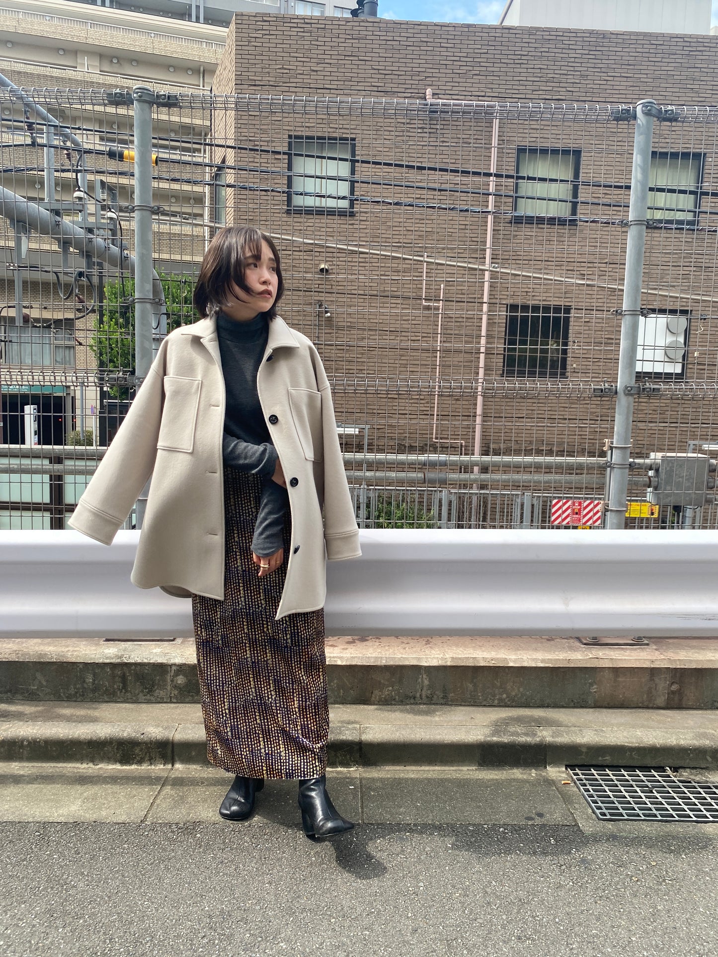 ベロアドットタイトスカート