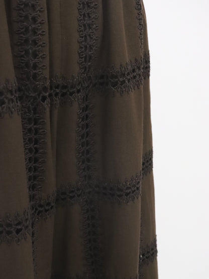 【4月27日 発売】コットンコード刺繍レースパンツ（ブラウン）