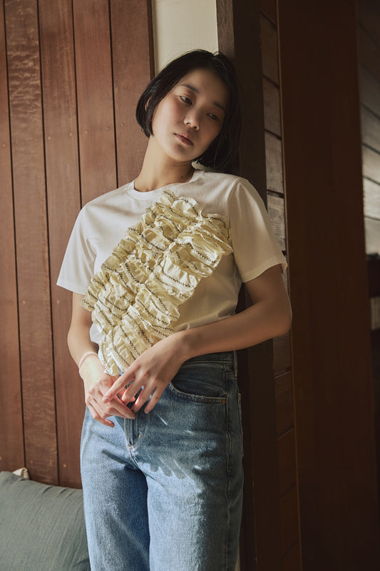 ラッフルTシャツ