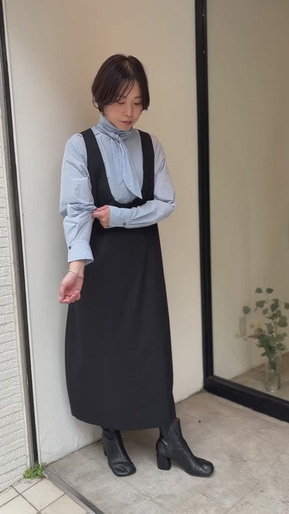 ウールギャバUネックワンピース（ブラック）